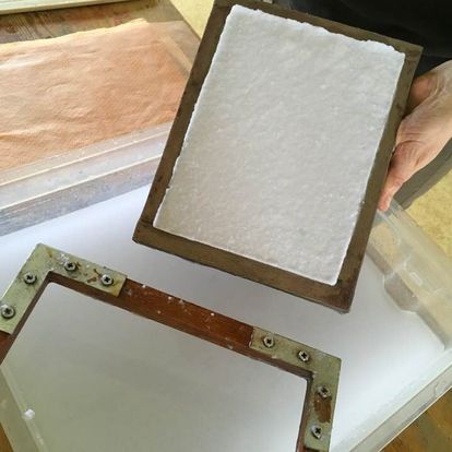 fabrication à la cuve papier recyclé