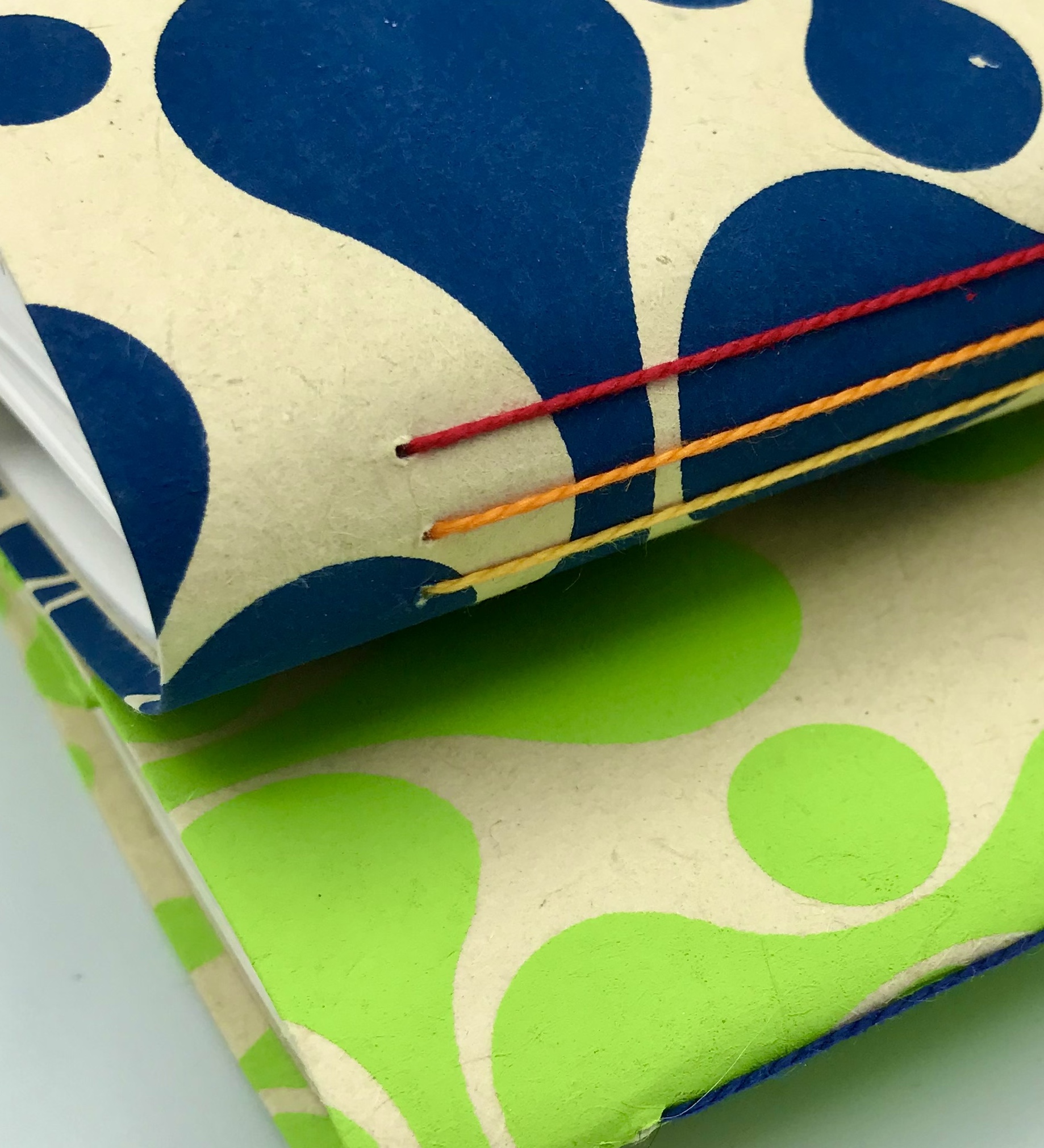 Atelier familial : création carnet.