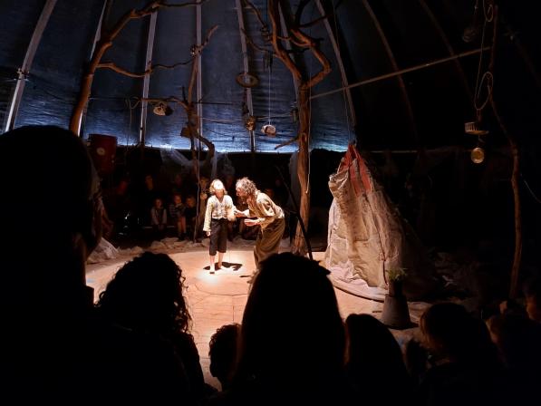 La compagnie CirK’idyllique au centre culturel de namur dans leur chapidôme