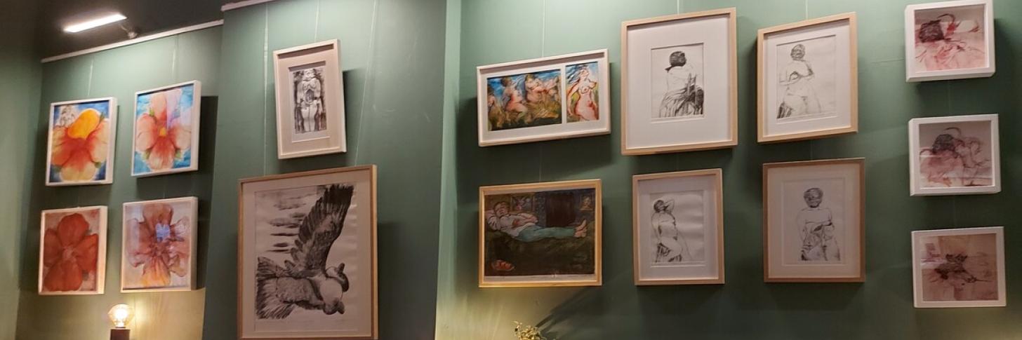 Expo de la joyeuse folie de vivre à l'Arsène café