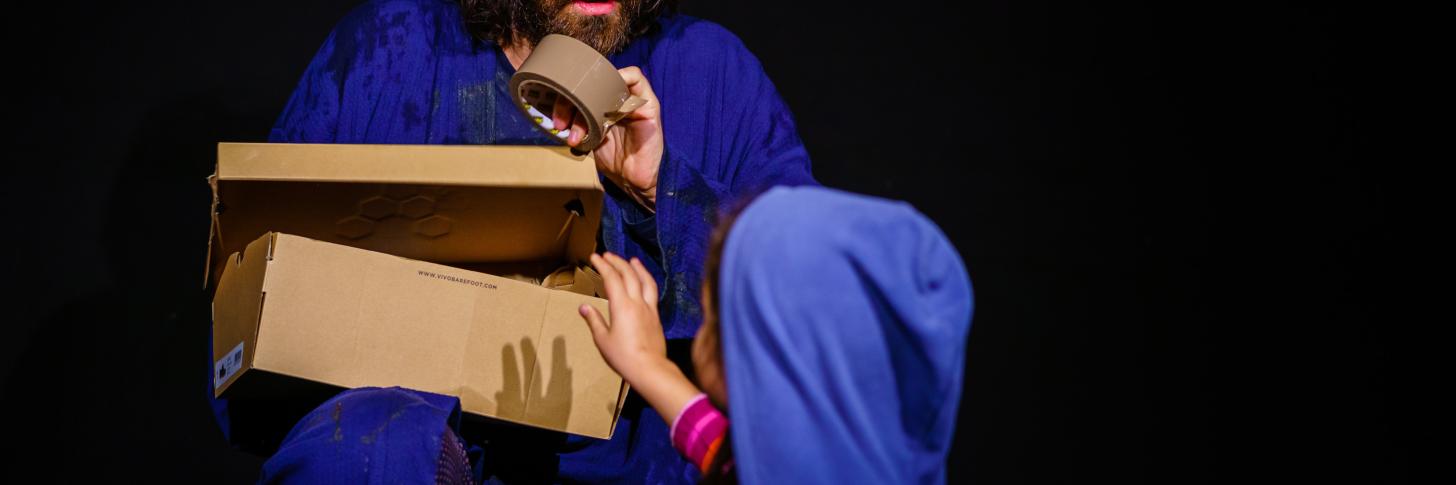 Boxed d'Ariel Doron