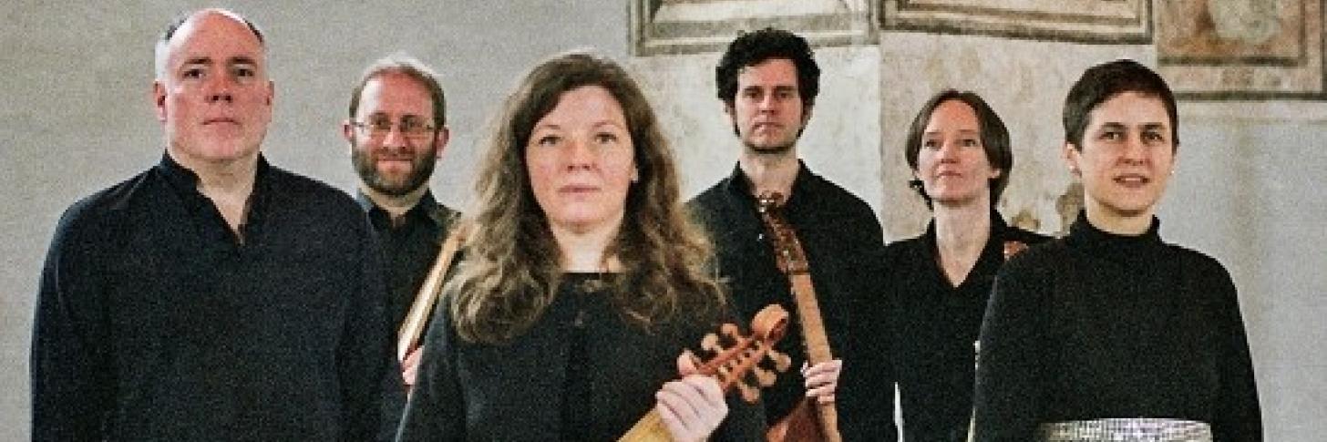 Créé par Romina Lischka en 2012, l’ensemble Hathor Consort explore la musique pour consort*, de la Renaissance à l’époque Baroque