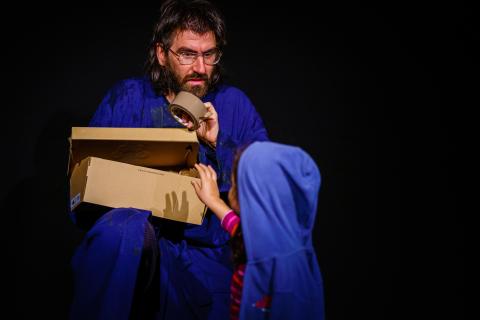 Boxed d'Ariel Doron