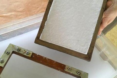 fabrication à la cuve papier recyclé