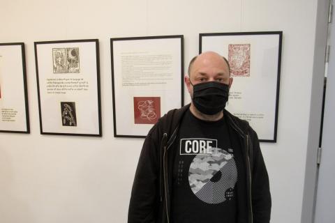 “Fight sexism, destroy patriarchy” : une expo qui détruit les diktats de la société